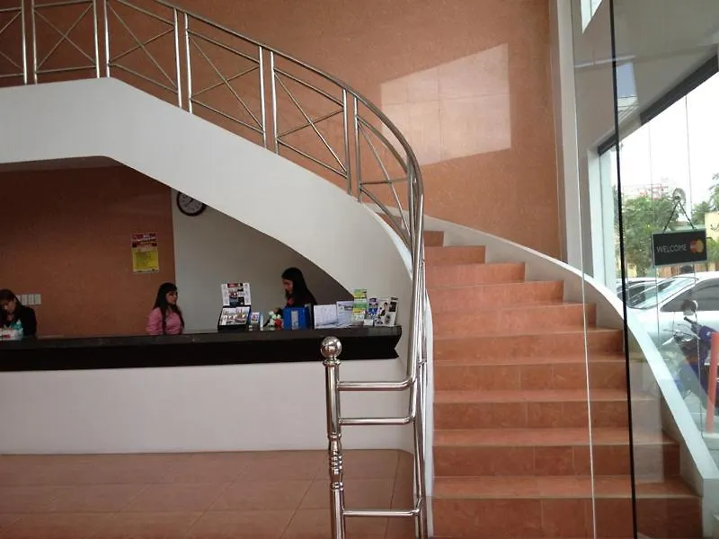 ***  Boomerang Hotel Angeles Philippines